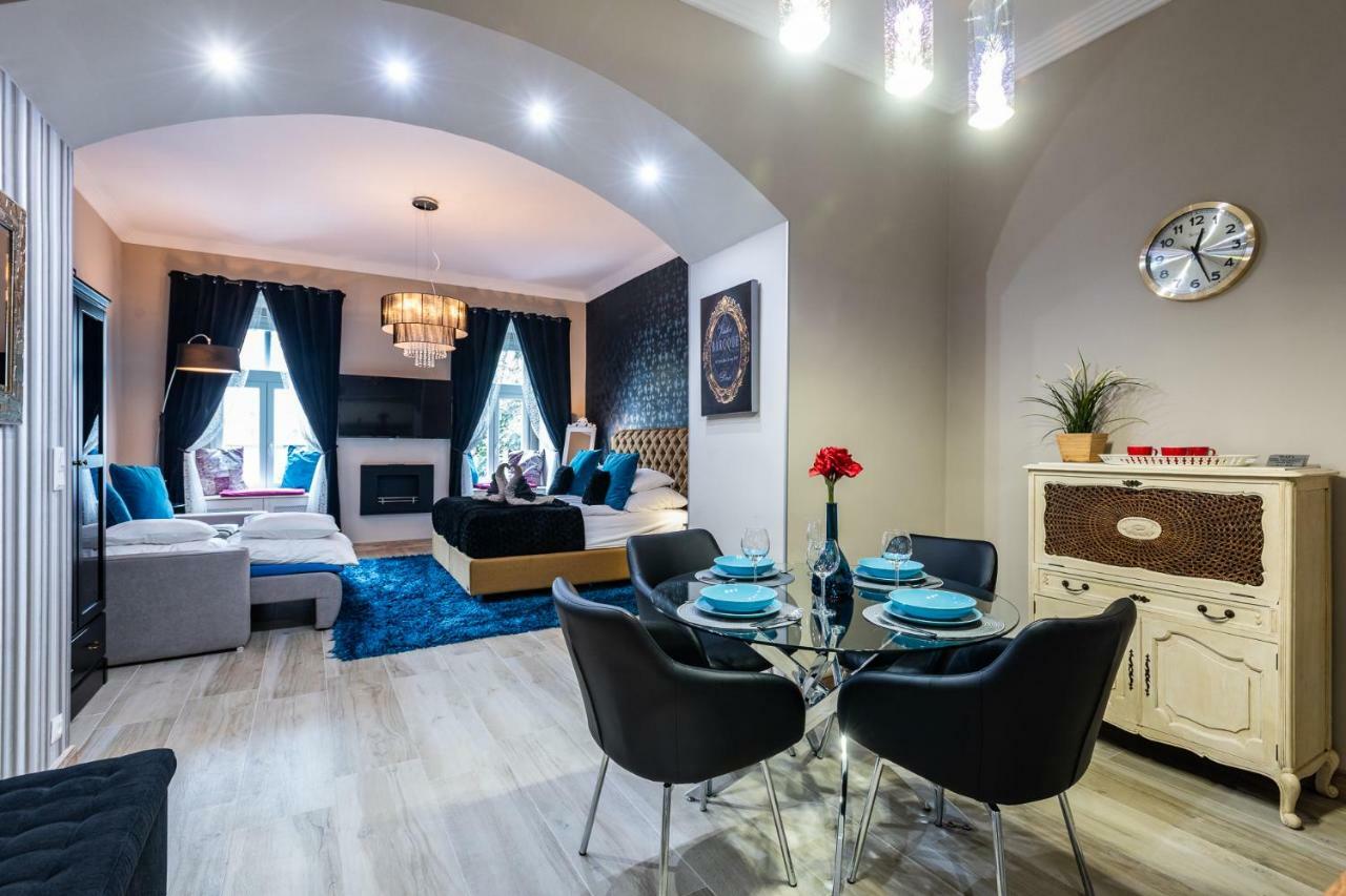 Apartmán Center Of The Center, The Grand Deluxe Budapešť Exteriér fotografie